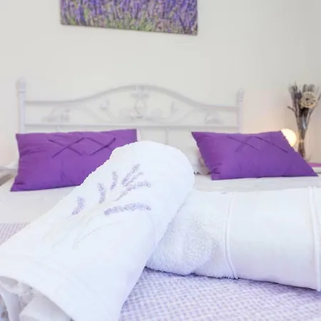 Lavanda Grubisic Vikendica